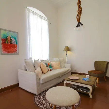 Apartmán Luxurious Apt In The ♥ Of