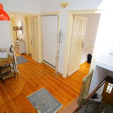 Luxurious Apt In The ♥ Of *